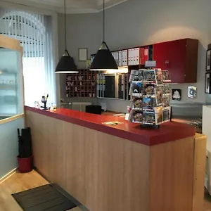 hostel-jorgensen.copenhagenhotelselect.com/